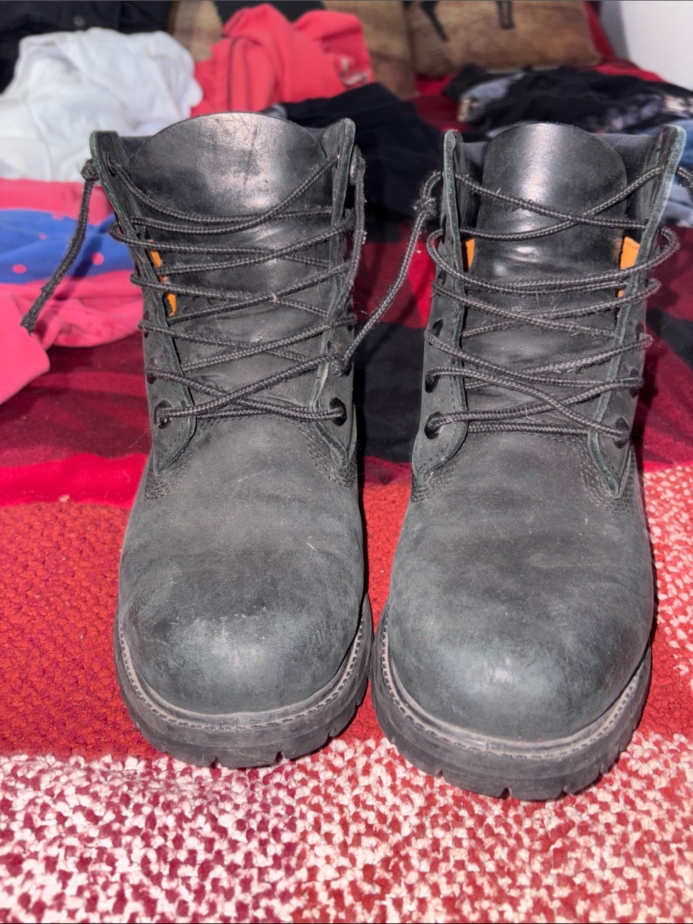 Timberland Black Lace-Up Men's Work Boots with Subtle Tan Accents